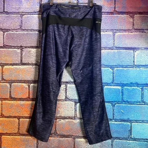 Nike Dry Fit Woman’s Activewear Leggings Blue Black Large - Picture 7 of 8